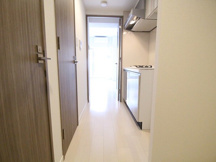 物件内観写真18　(廊下)