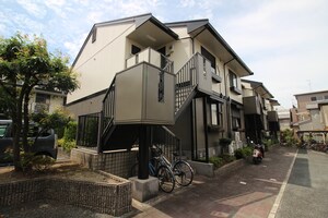 コマーノ松ケ丘Ａ棟外観写真