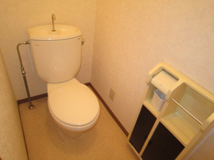 物件内観写真11　(トイレ)