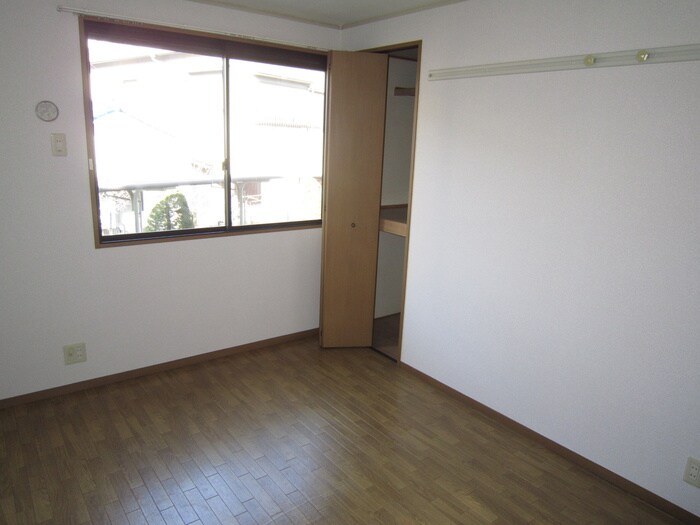 物件内観写真13　(居室)