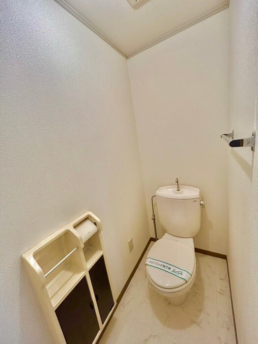 物件内観写真13　(トイレ)