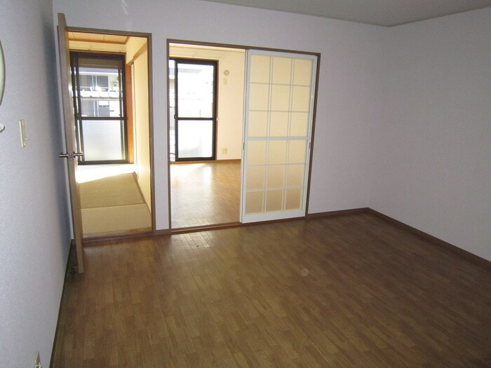 物件内観写真14　(居室)