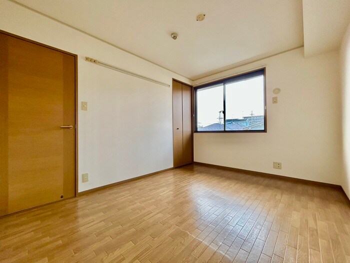 物件内観写真22　(居室)