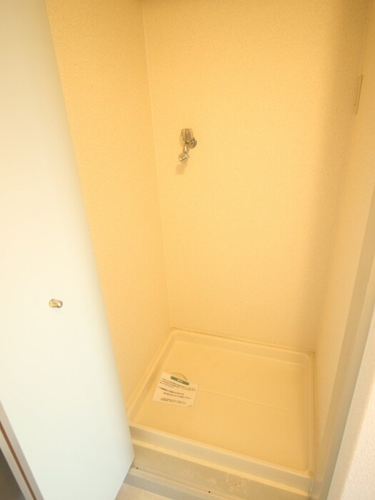 物件内観写真13　(収納)