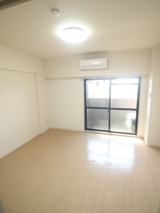 物件内観写真18　(居室)