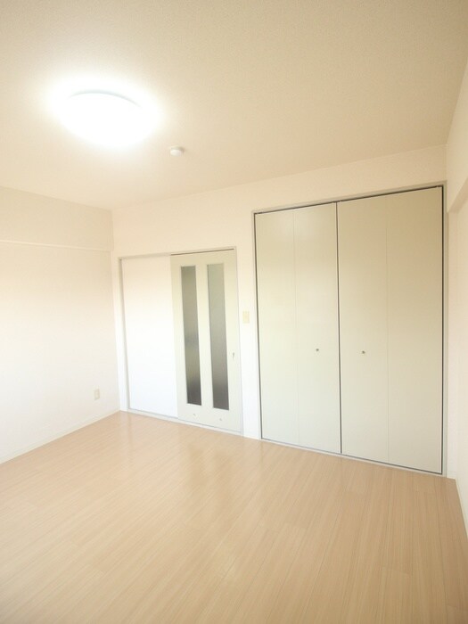 物件内観写真19　(居室)