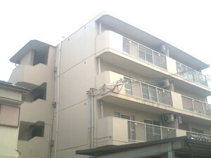 津田マンション外観写真
