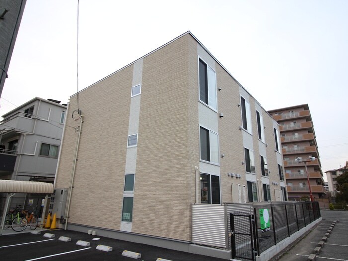 物件外観写真1　(外観写真)