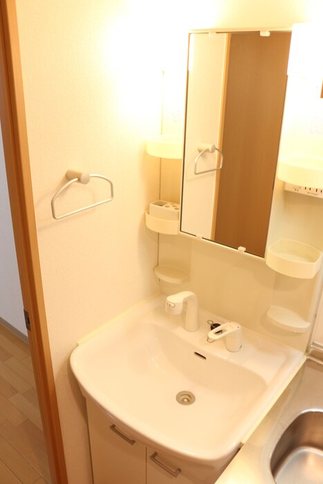 物件内観写真15　(洗面)