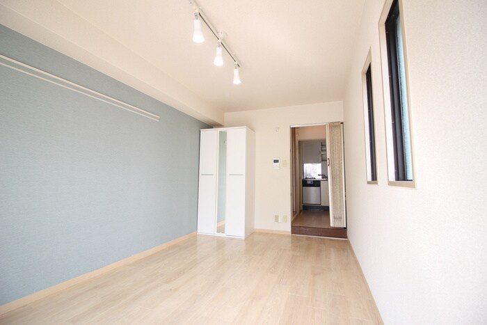 物件内観写真18　(居室)