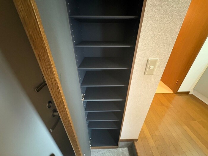 物件内観写真16　(靴箱)