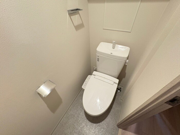 物件内観写真13　(トイレ)