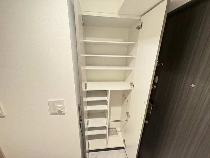 物件内観写真17　(靴箱)