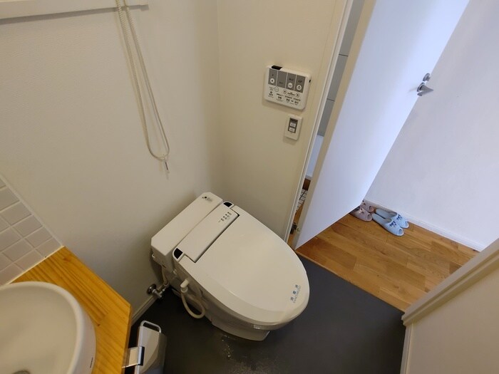 物件内観写真10　(トイレ)