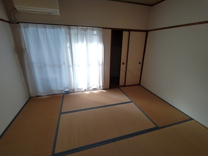 物件内観写真11　(居室)