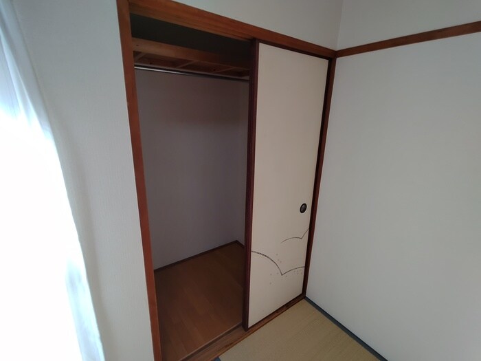 物件内観写真13　(収納)