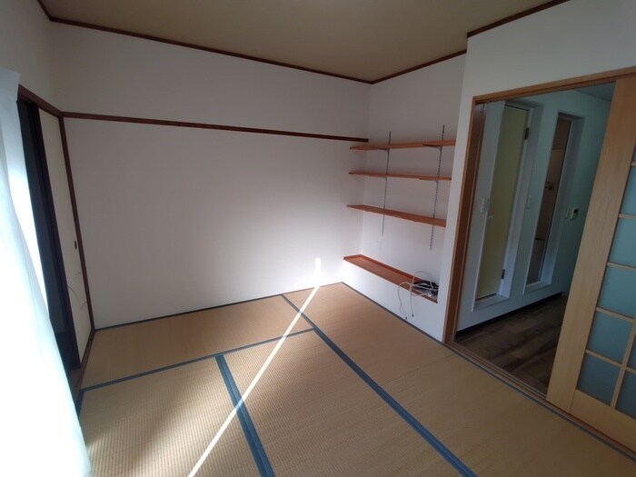 物件内観写真14　(居室)