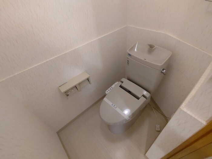 物件内観写真15　(トイレ)