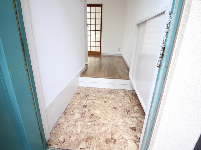 物件内観写真19　(玄関)