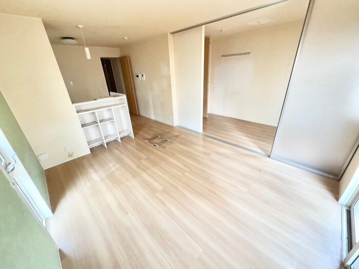 物件内観写真11　(居室)