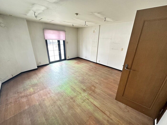 物件内観写真19　(居室)