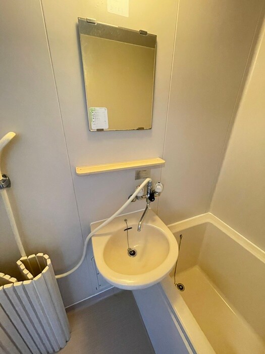 物件内観写真8　(洗面)