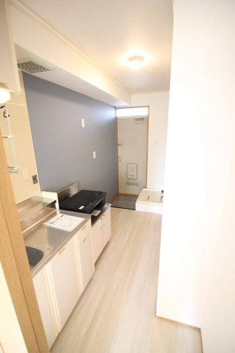 物件内観写真18　(廊下)