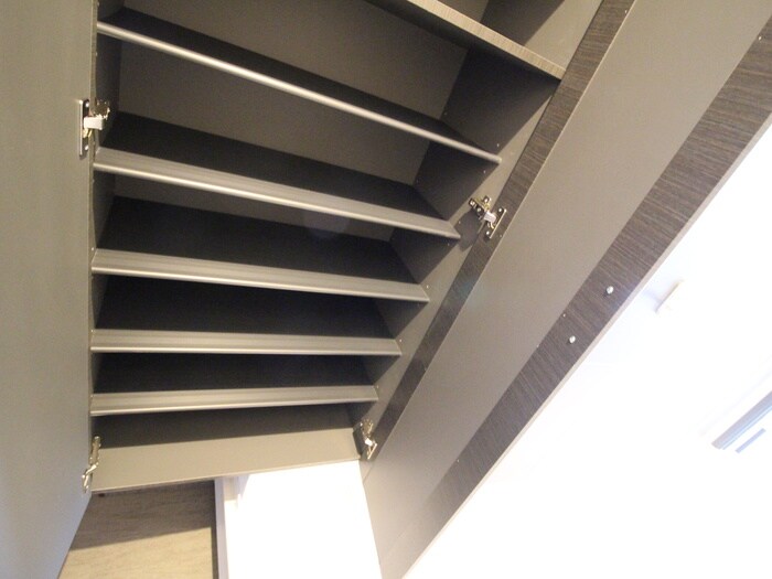 物件内観写真8　(靴箱)