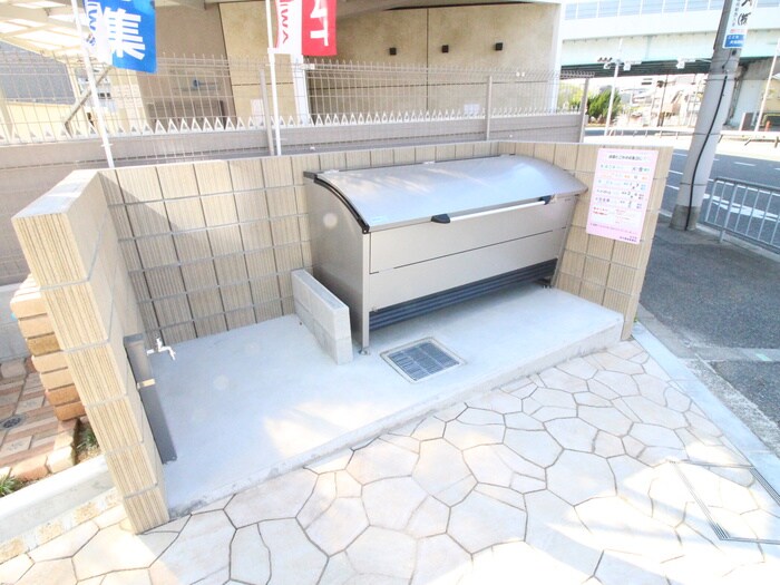 物件外観写真6　(建物設備)