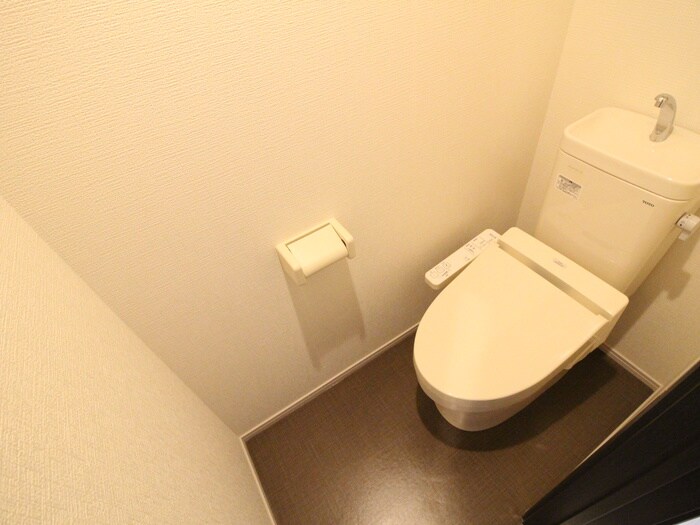 物件内観写真10　(トイレ)