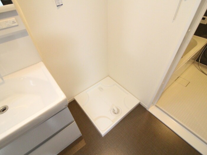 物件内観写真19　(洗濯機置場)