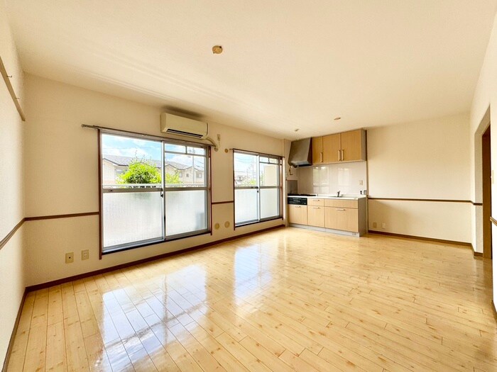 物件内観写真8　(居室)