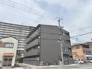 アークリード石山外観写真
