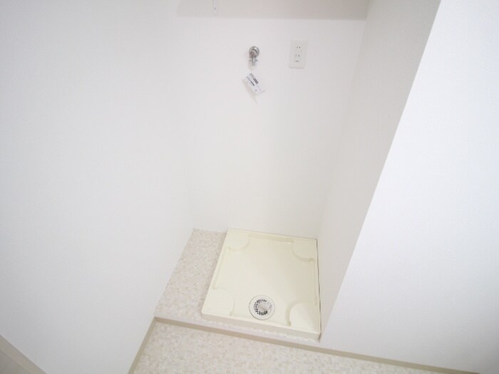 物件内観写真19　(洗濯機置場)