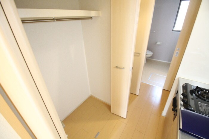 物件内観写真14　(収納)