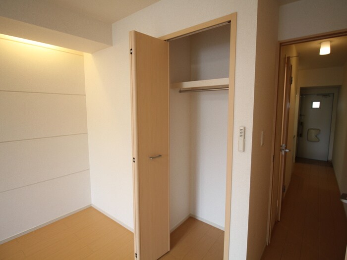 物件内観写真16　(収納)