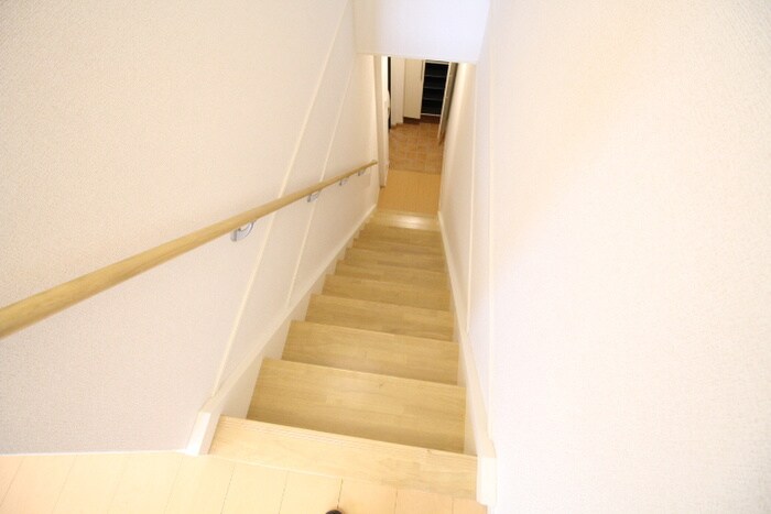 物件内観写真18　(廊下)