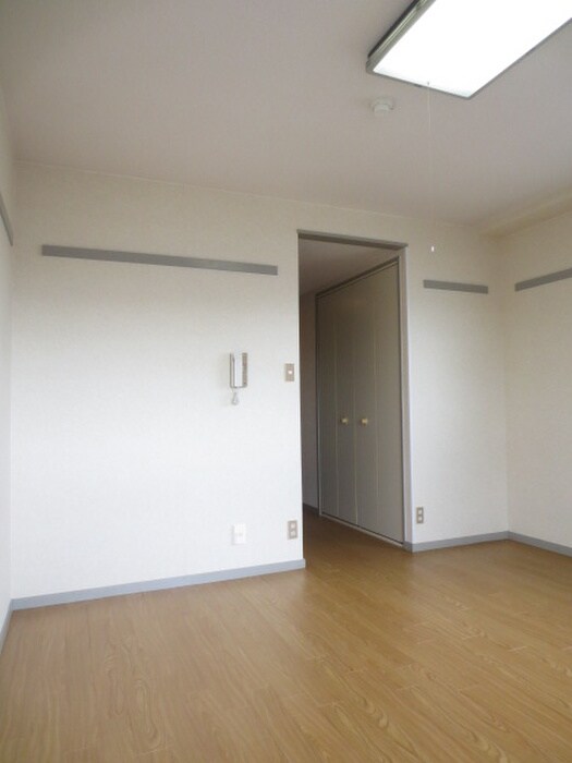 物件内観写真6　(居室)