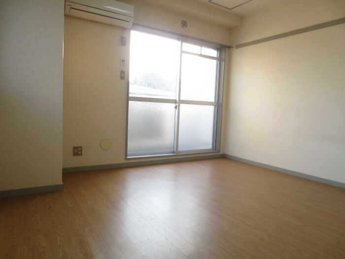 物件内観写真6　(居室)