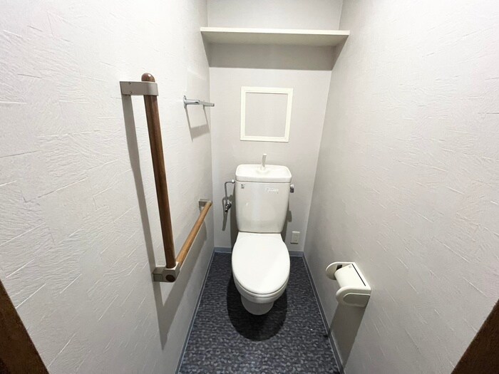 物件内観写真10　(トイレ)