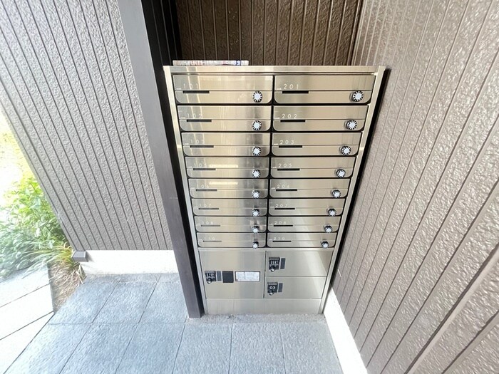 物件外観写真6　(建物設備)