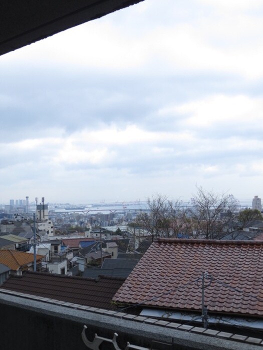 物件内観写真16　(室内からの展望)