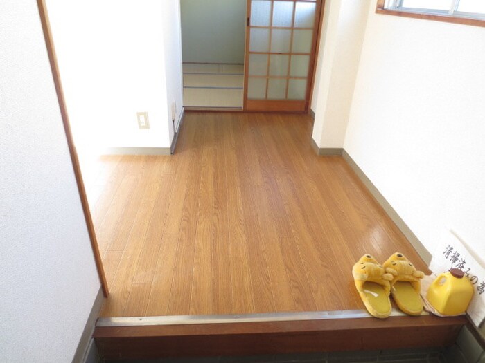 物件内観写真8　(廊下)