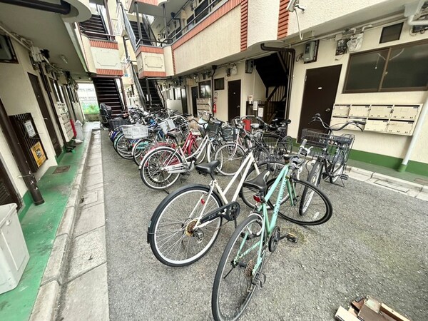 駐輪場
