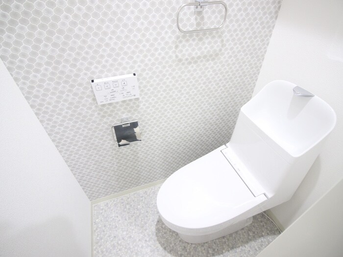 物件内観写真15　(トイレ)