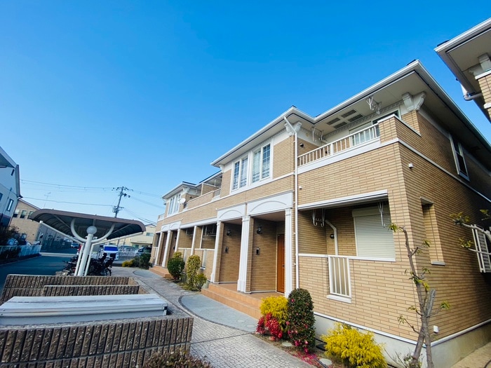 物件外観写真2　(外観写真)