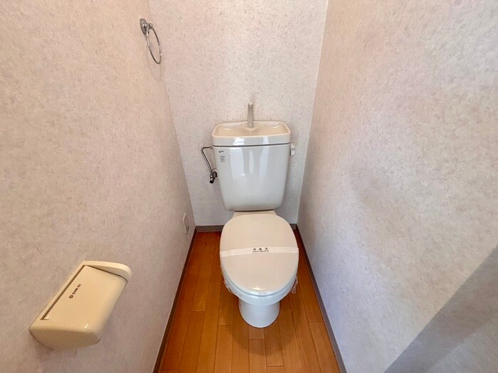 物件内観写真10　(トイレ)