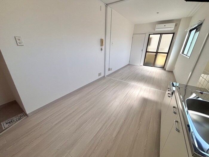 物件内観写真22　(居室)