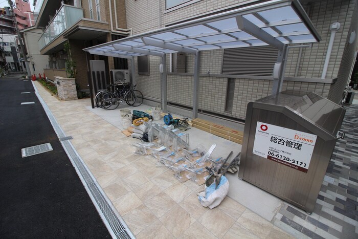 物件外観写真3　(駐輪場)