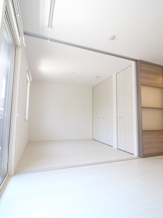 物件内観写真14　(居室)